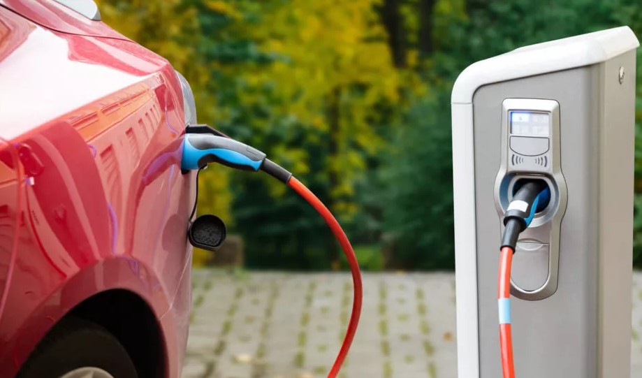 Buying a home? Why you should ask whether it’s wired for electric vehicles even if you don’t own one